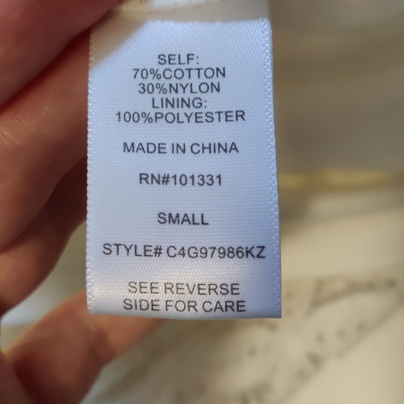 -$3/12$-Cream Lace Buttoned Dress - Picture 5 of 8